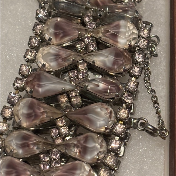 Vintage Bracelet and Clip On Earrings, Rhinestone - Picture 7 of 8